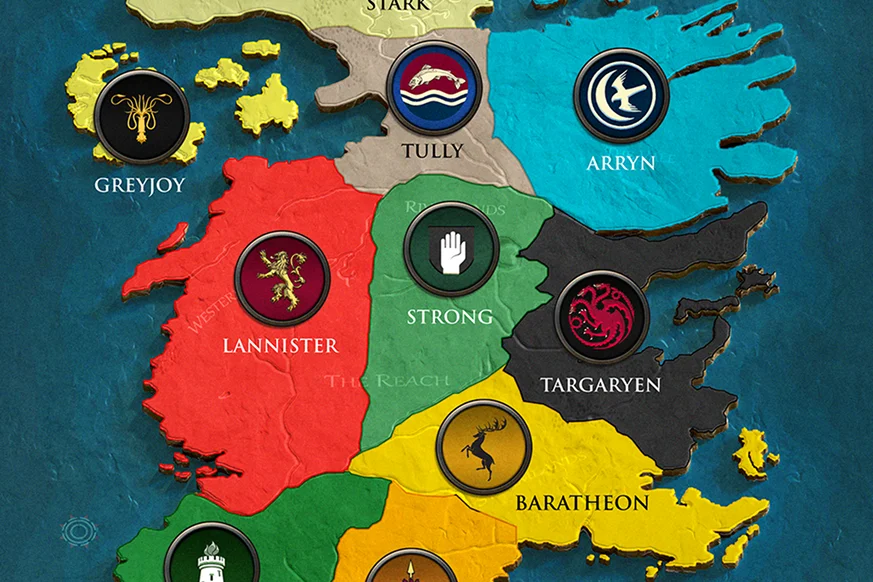 Mappa di Westeros con gli stemmi delle Grandi Casate e la scritta «Scegli la tua casata»
